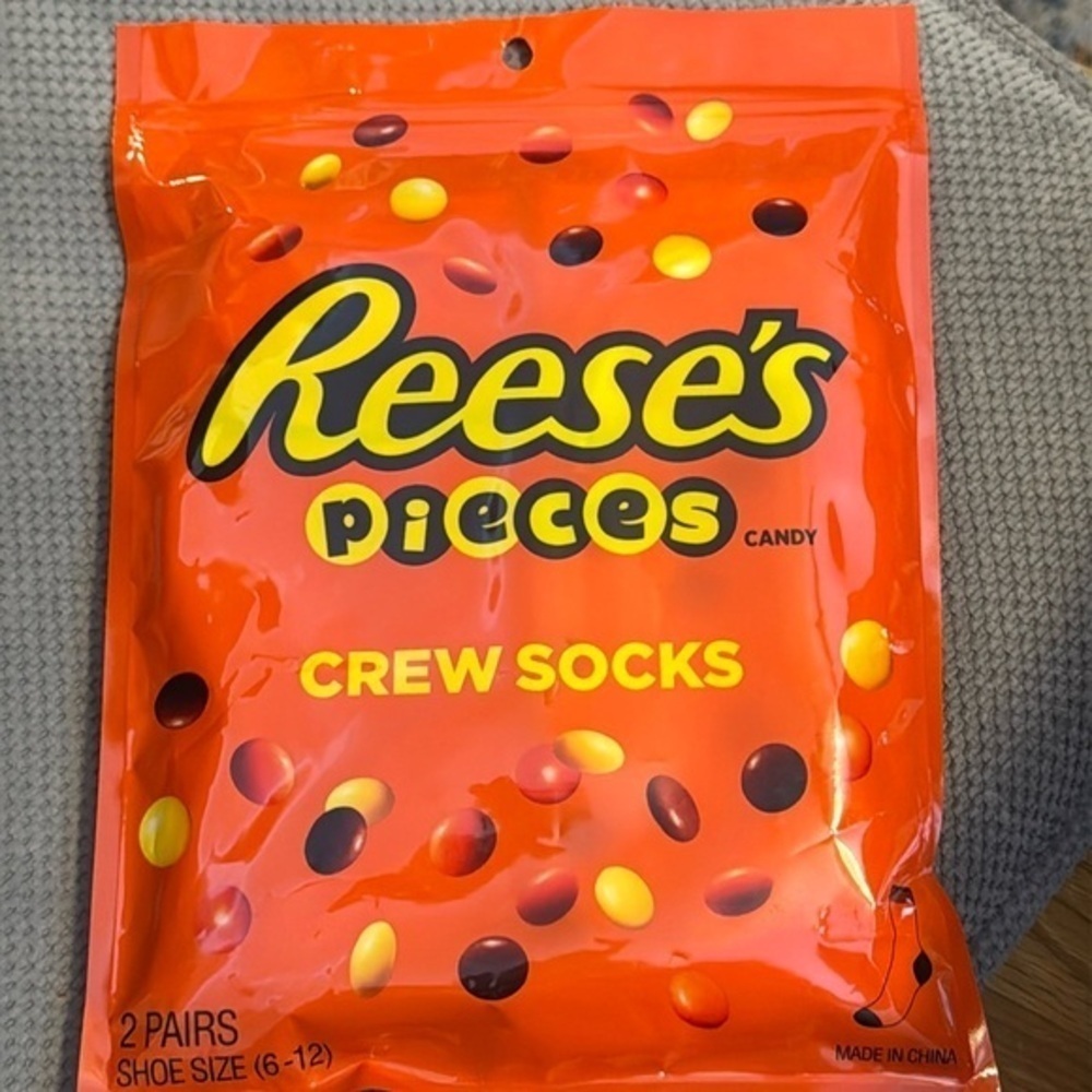 NIP Hershey Reese‘s Pieces candy crew‎ socks size 6–12
